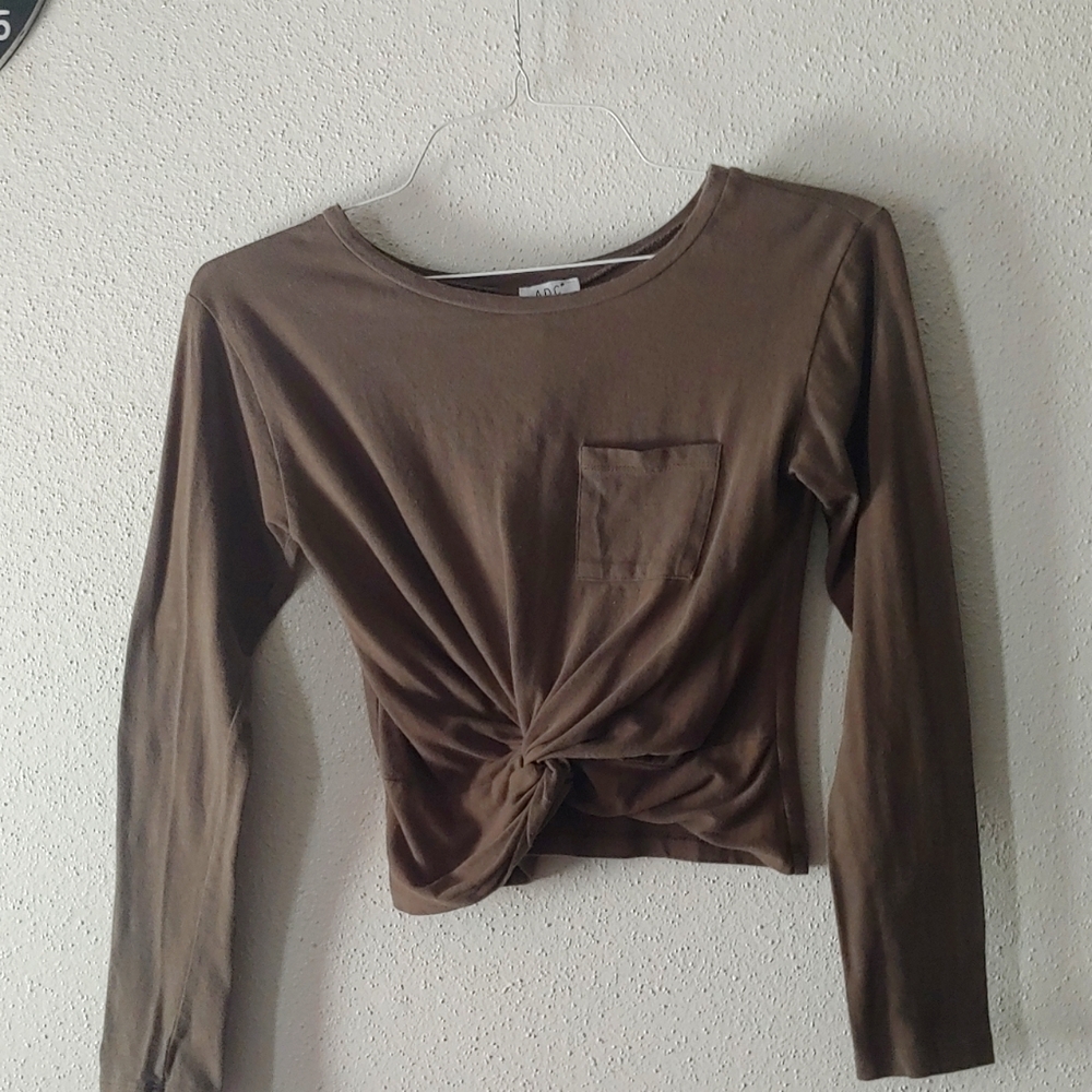 Military green tied crop top.